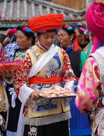 Filles tibetaines Yunnan Chine . Filles tibetaines Yunnan